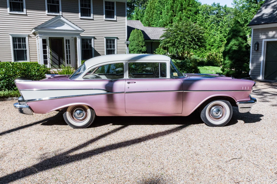 1957 Chevrolet Tri-Five Bel Air Sedan & Wagon - Image 4 of 31