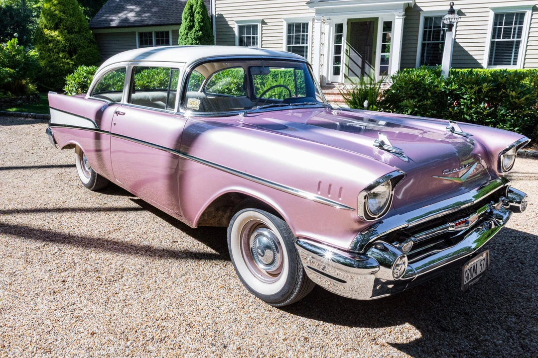 1957 Chevrolet Tri-Five Bel Air Sedan & Wagon - Image 11 of 31