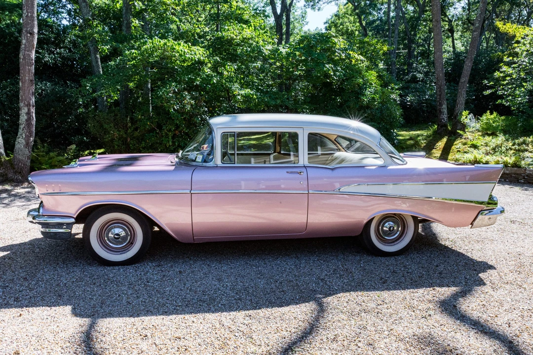 1957 Chevrolet Tri-Five Bel Air Sedan & Wagon - Image 8 of 31