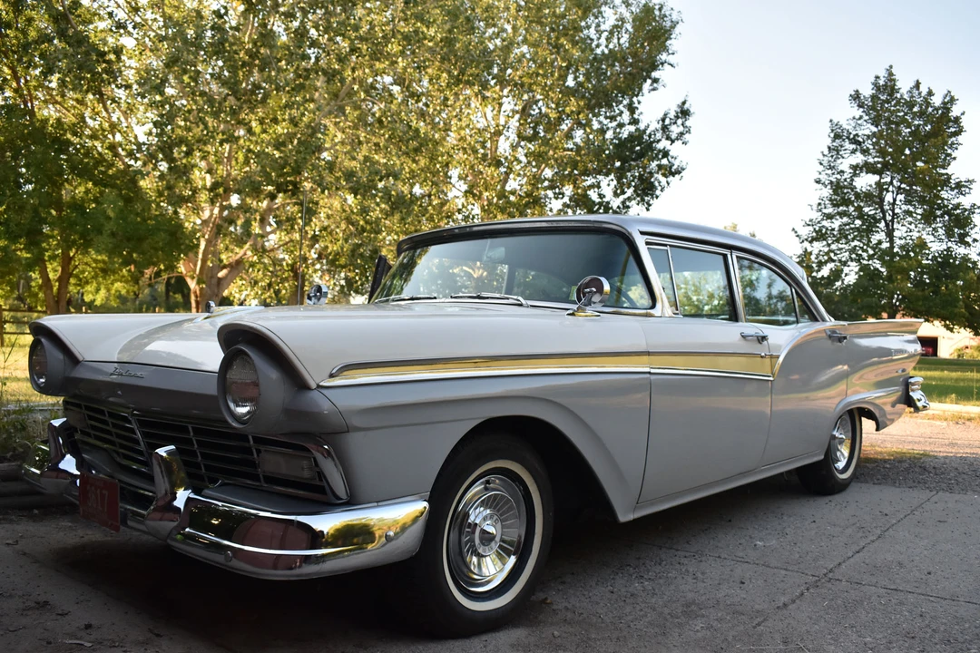 1957 Ford Fairlane 2nd Gen - Image 2 of 31