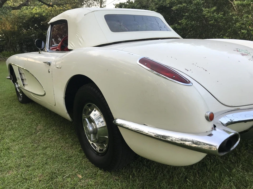 1959 Chevrolet Corvette C1 - Image 17 of 31