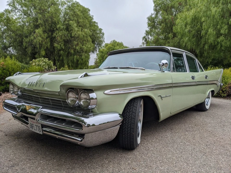 1959 DeSoto Firedome - Image 2 of 31