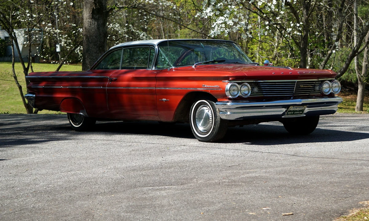 1960 Pontiac Bonneville 1st Gen - Image 10 of 31