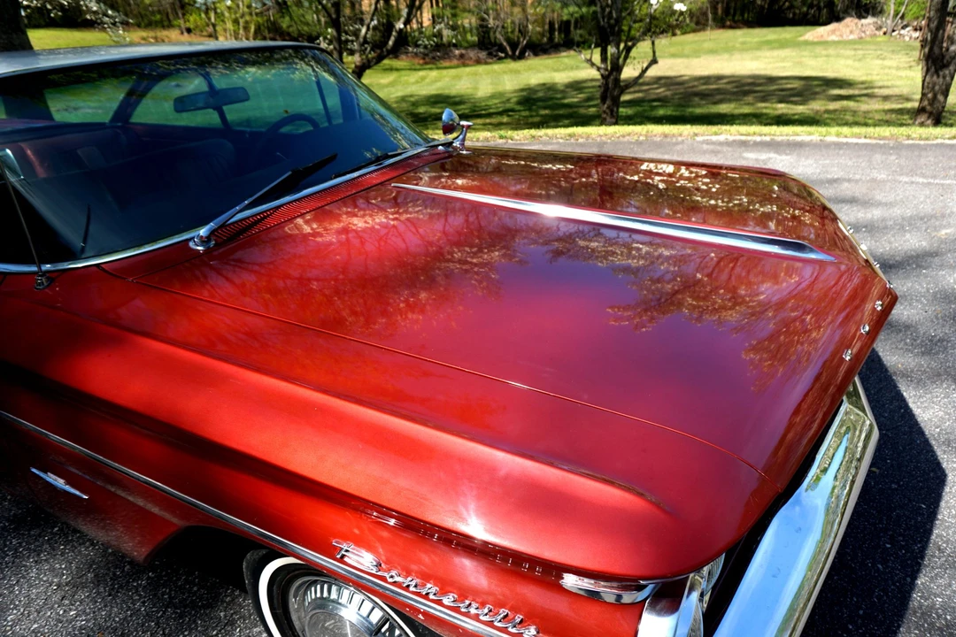 1960 Pontiac Bonneville 1st Gen - Image 27 of 31