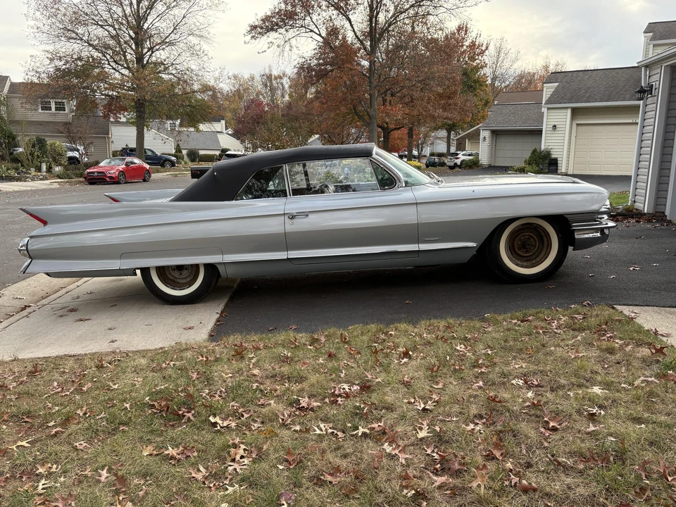 1961 Cadillac Series 62 6th Gen - Image 24 of 31