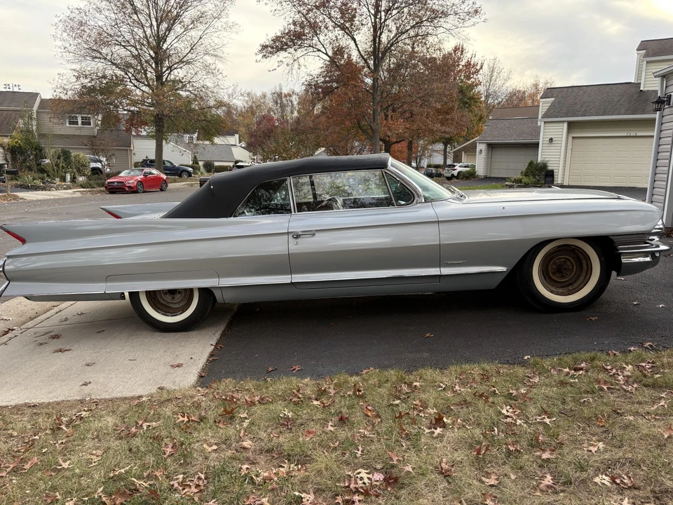 1961 Cadillac Series 62 6th Gen - Image 25 of 31