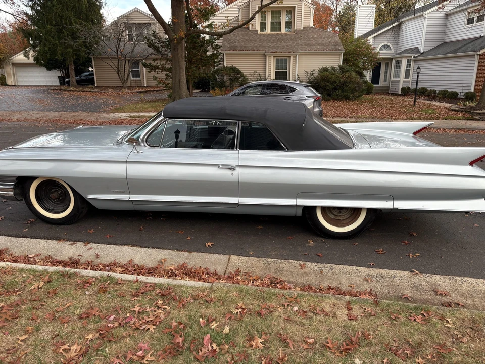 1961 Cadillac Series 62 6th Gen - Image 13 of 31