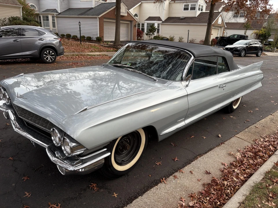 1961 Cadillac Series 62 6th Gen - Image 7 of 31