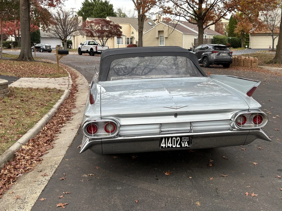 1961 Cadillac Series 62 6th Gen - Image 18 of 31