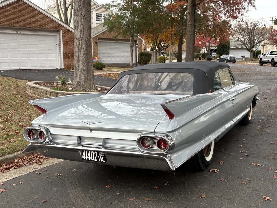 1961 Cadillac Series 62 6th Gen - Image 22 of 31