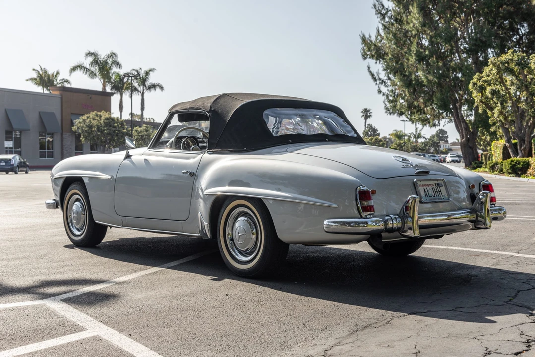 1961 Mercedes-Benz 190 SL - Image 15 of 31