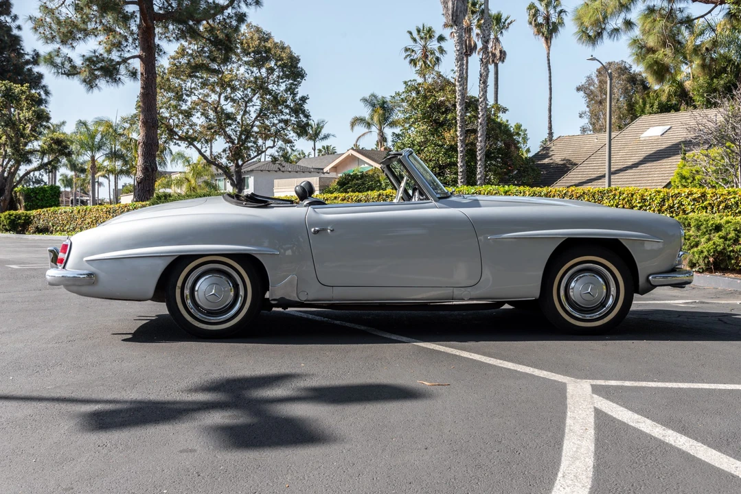 1961 Mercedes-Benz 190 SL - Image 8 of 31