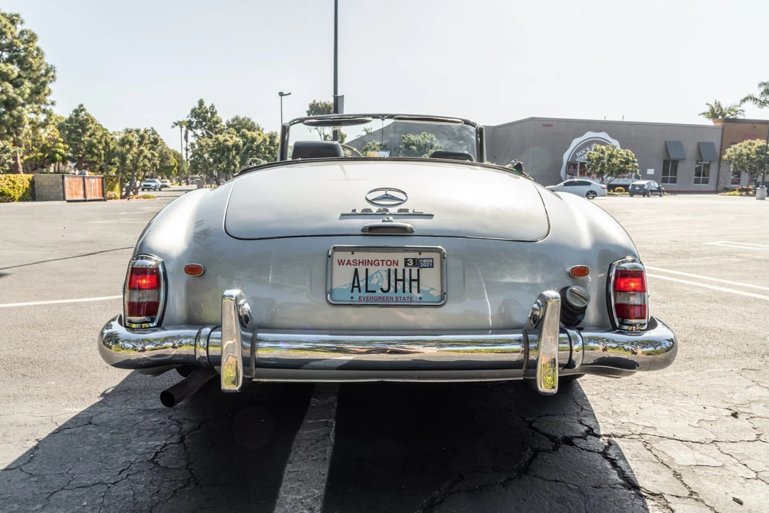 1961 Mercedes-Benz 190 SL - Image 5 of 31