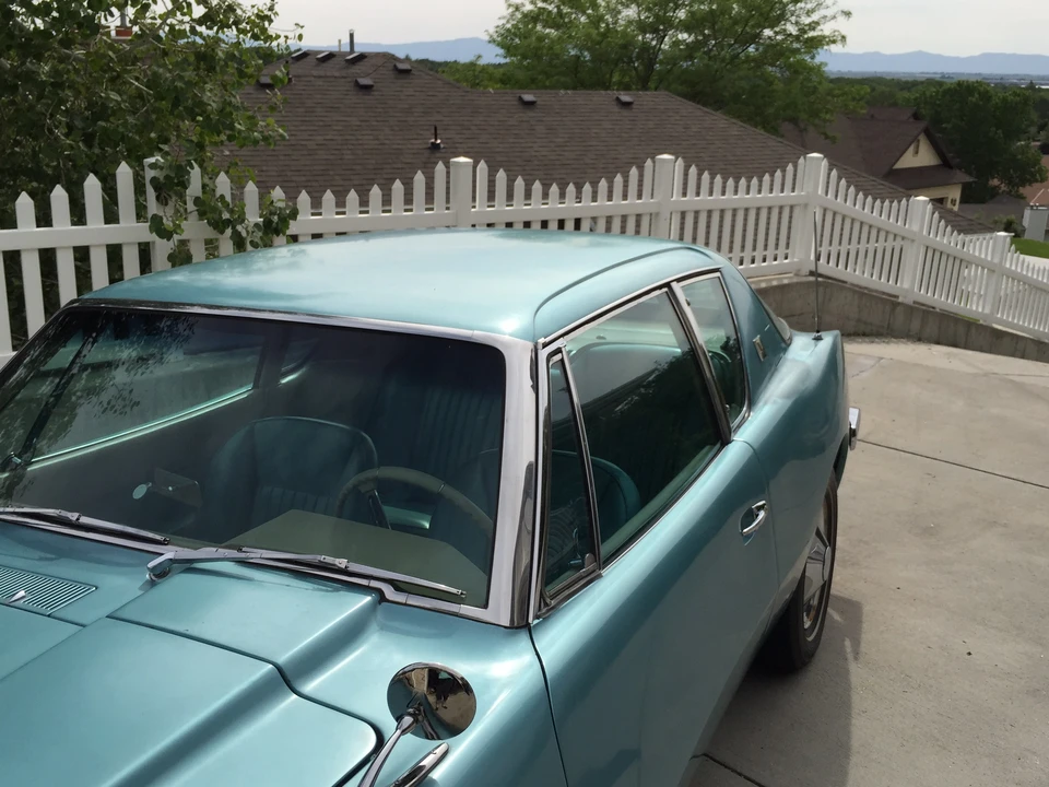 1963 Studebaker Avanti - Image 21 of 31