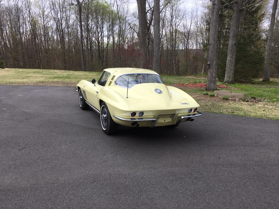 1965 Chevrolet Corvette C2 - Image 16 of 31