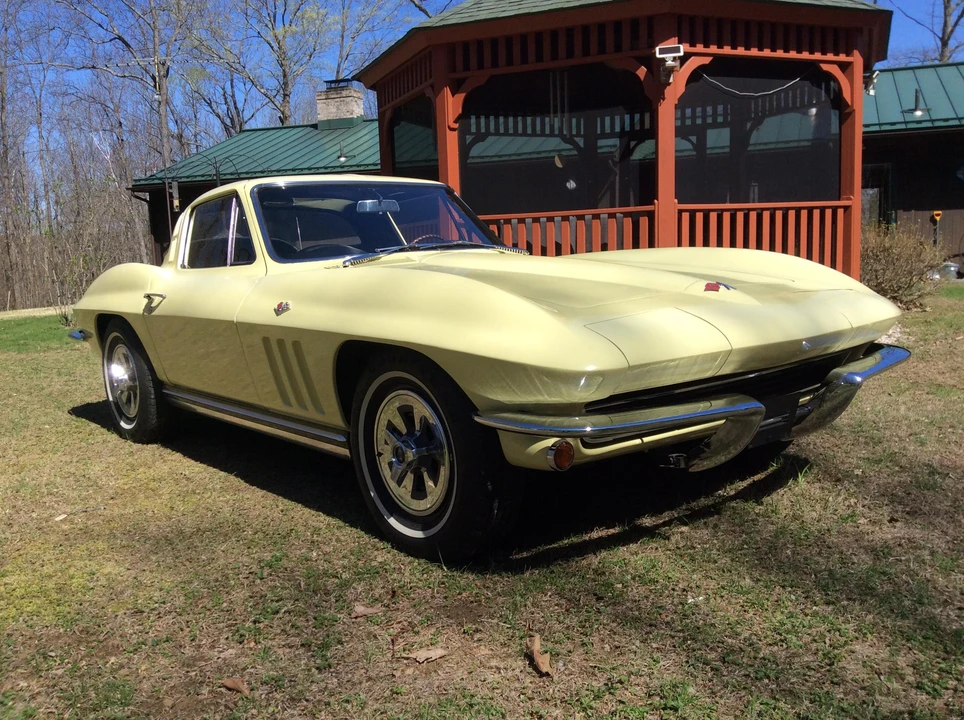 1965 Chevrolet Corvette C2 - Image 29 of 31