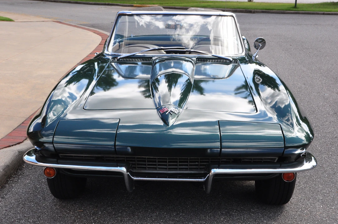 1965 Chevrolet Corvette C2 - Image 13 of 31