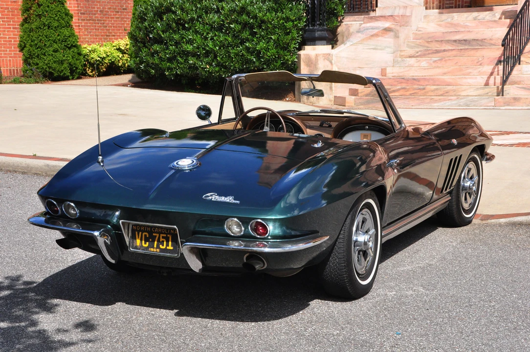 1965 Chevrolet Corvette C2 - Image 7 of 31