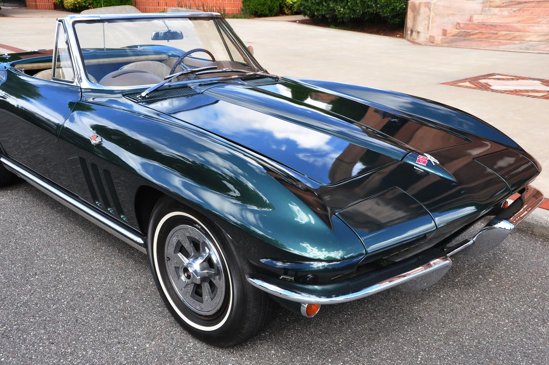 1965 Chevrolet Corvette C2 - Image 14 of 31
