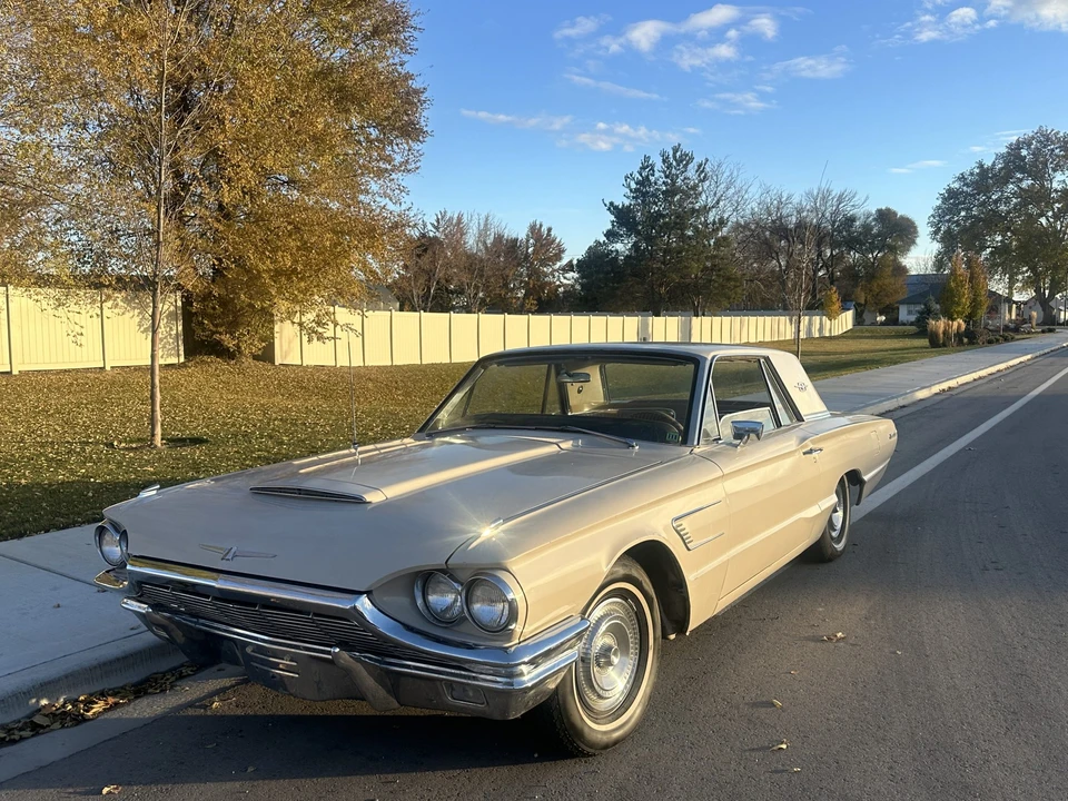1965 Ford Thunderbird 4th Gen - Image 2 of 31