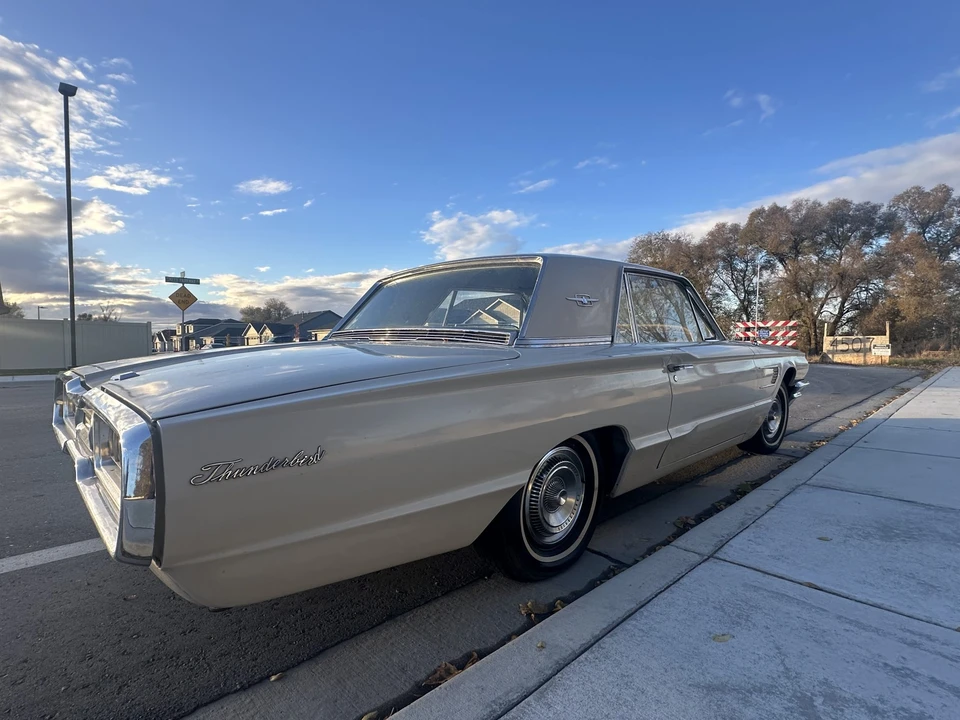 1965 Ford Thunderbird 4th Gen - Image 8 of 31
