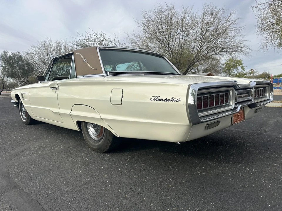 1965 Ford Thunderbird 4th Gen - Image 9 of 31