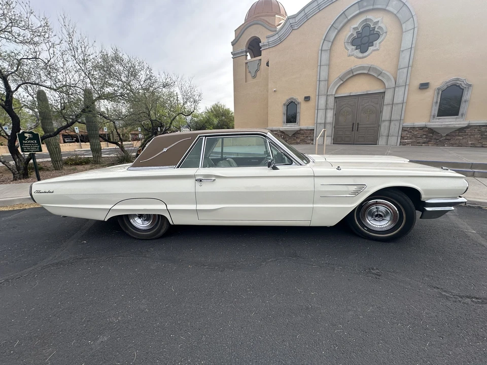 1965 Ford Thunderbird 4th Gen - Image 17 of 31