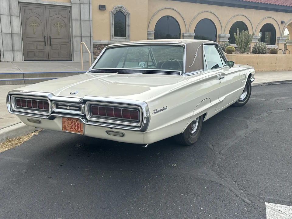 1965 Ford Thunderbird 4th Gen - Image 13 of 31