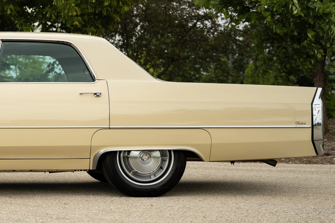 1966 Cadillac Calais - Image 12 of 31