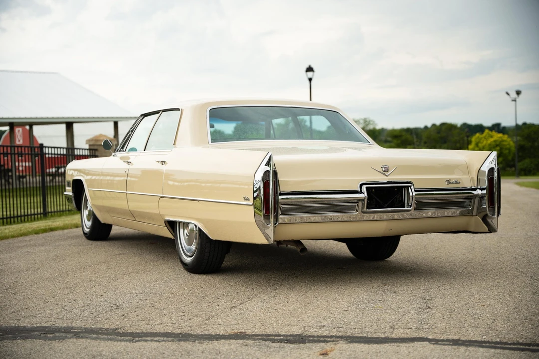 1966 Cadillac Calais - Image 9 of 31