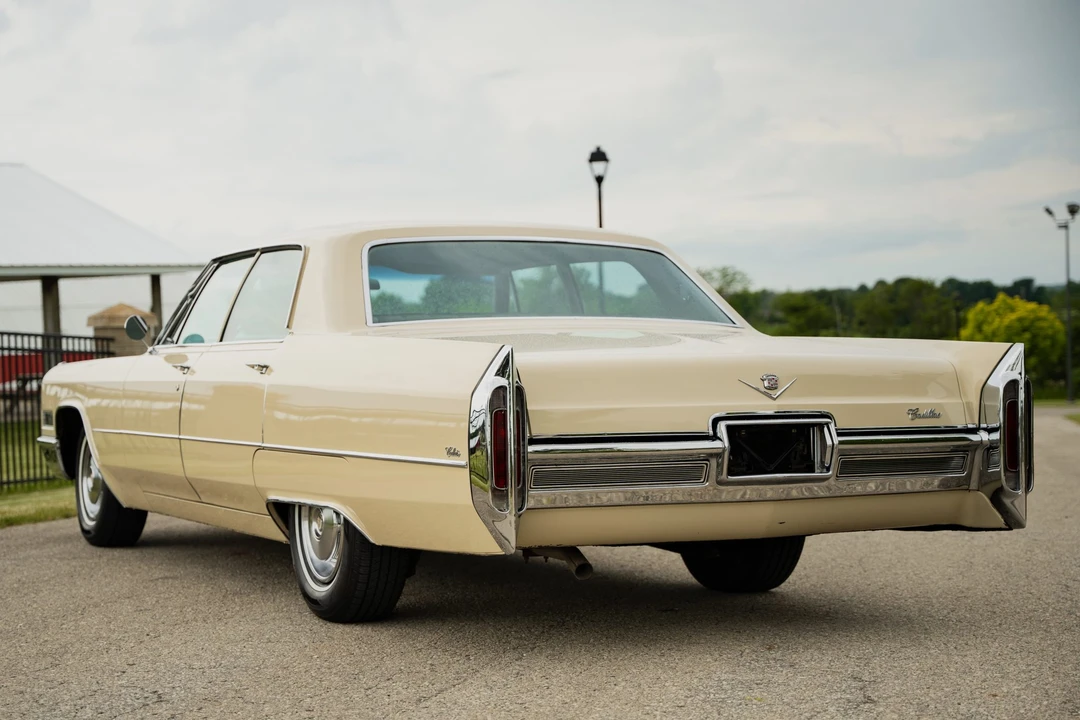 1966 Cadillac Calais - Image 8 of 31