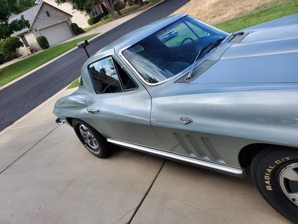 1966 Chevrolet Corvette C2 - Image 20 of 31