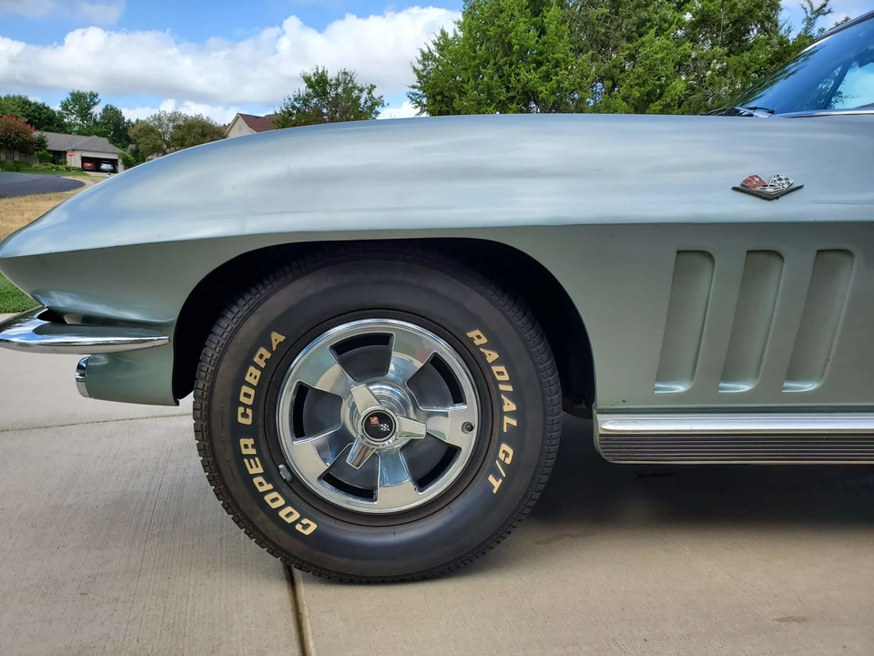 1966 Chevrolet Corvette C2 - Image 27 of 31