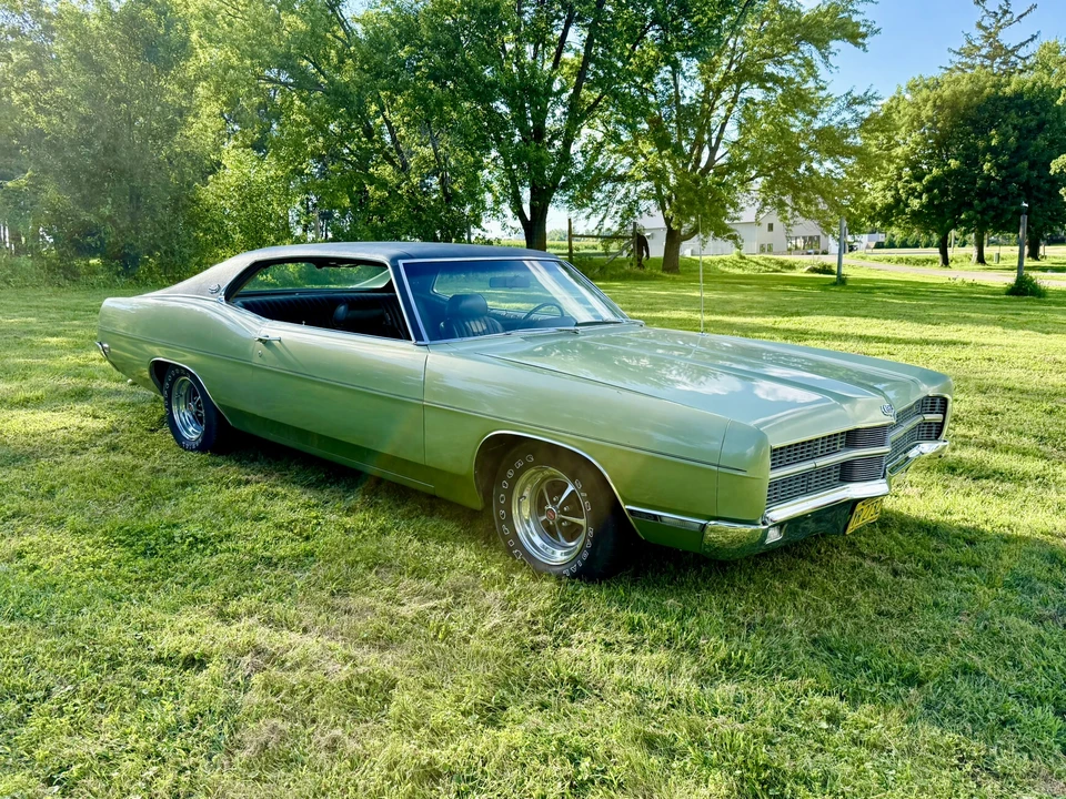 1969 Ford Galaxie 4th Gen - Image 9 of 31