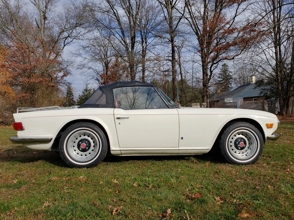 1971 Triumph TR6 (US-spec) - Image 10 of 31