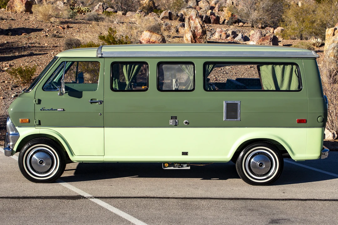 1972 Ford Econoline Van - Image 8 of 31