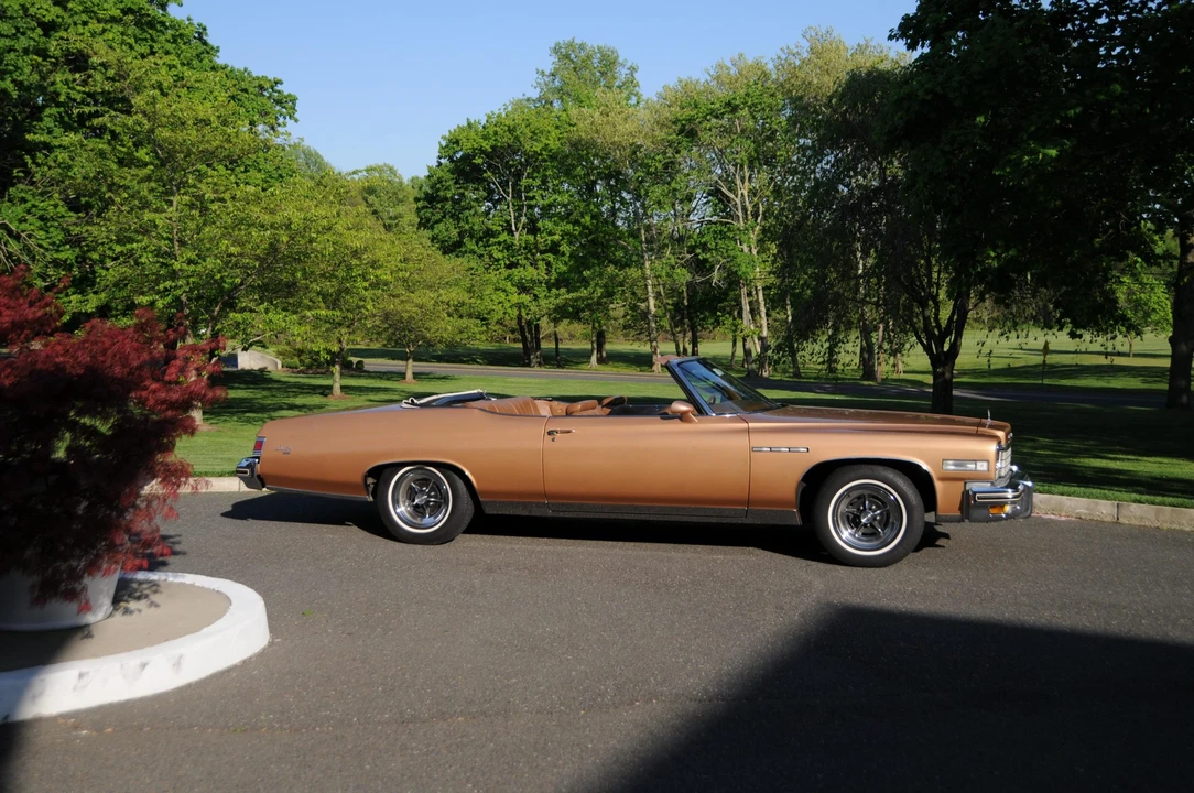 1975 Buick LeSabre - Image 19 of 31
