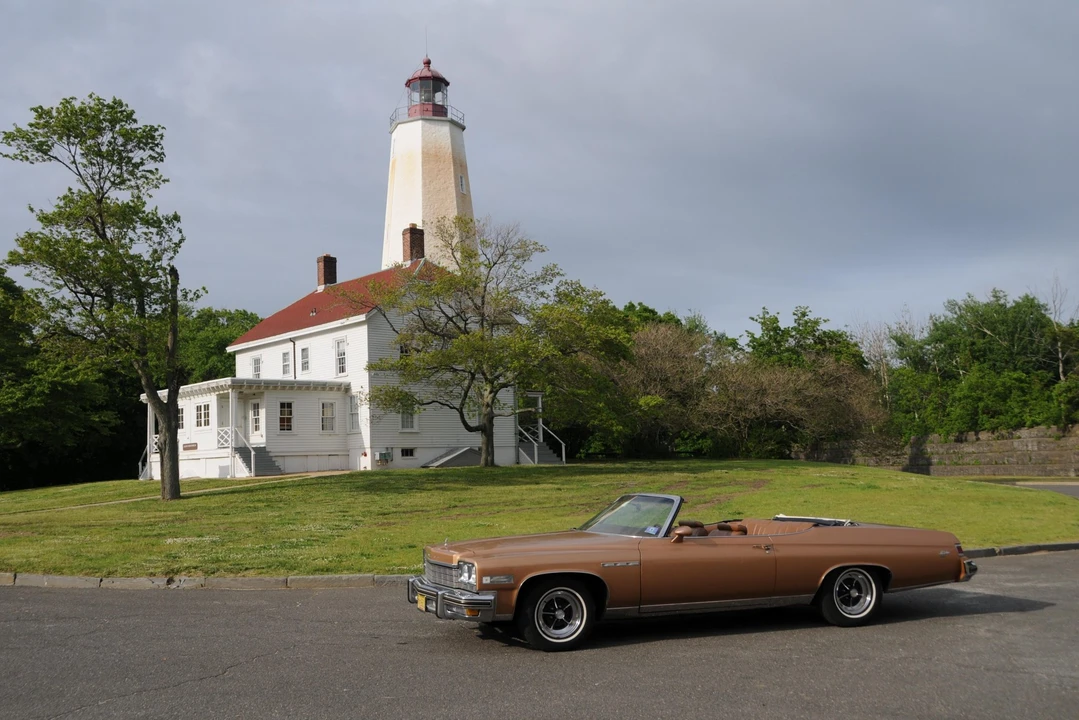 1975 Buick LeSabre - Image 5 of 31