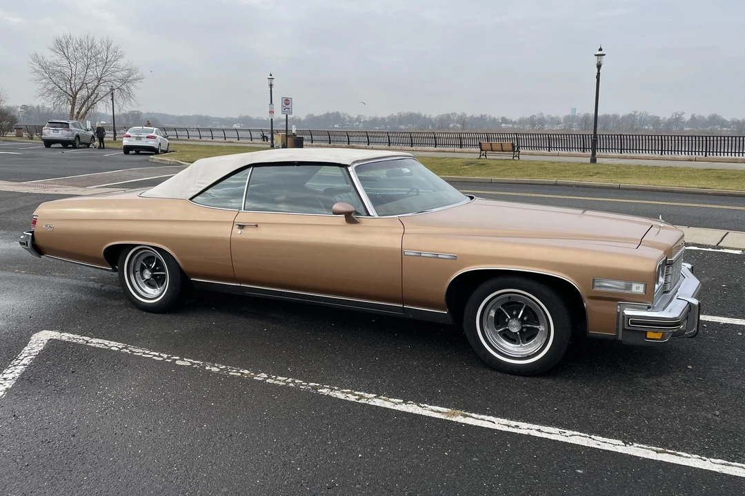 1975 Buick LeSabre - Image 20 of 31