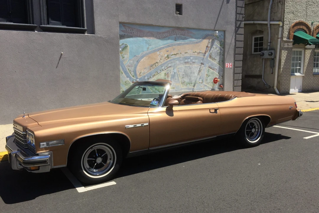 1975 Buick LeSabre - Image 7 of 31
