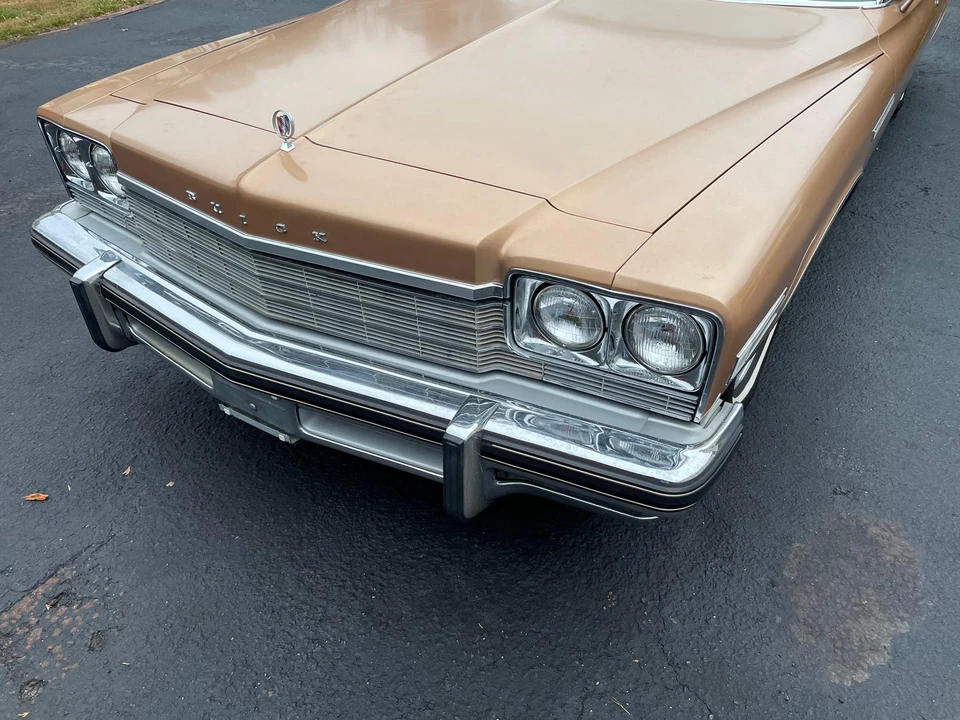 1975 Buick LeSabre - Image 24 of 31