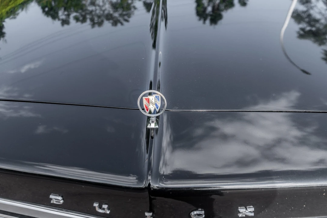 1975 Buick LeSabre - Image 18 of 31