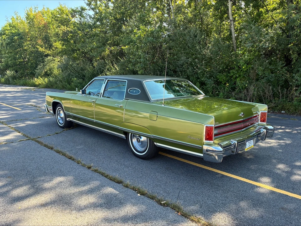 1975 Lincoln Continental 5th Gen - Image 12 of 31