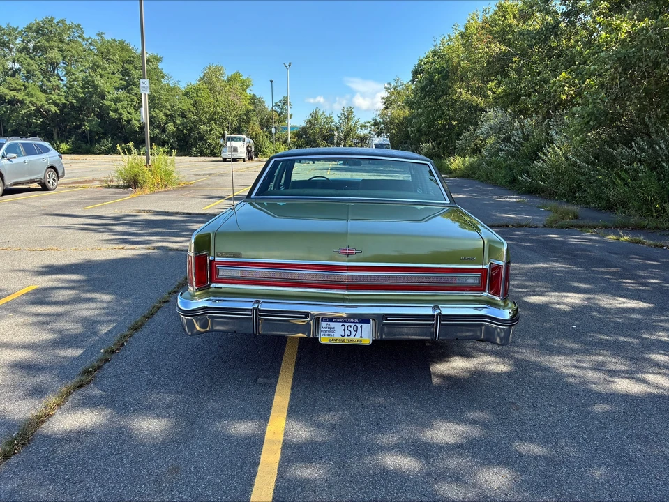 1975 Lincoln Continental 5th Gen - Image 10 of 31