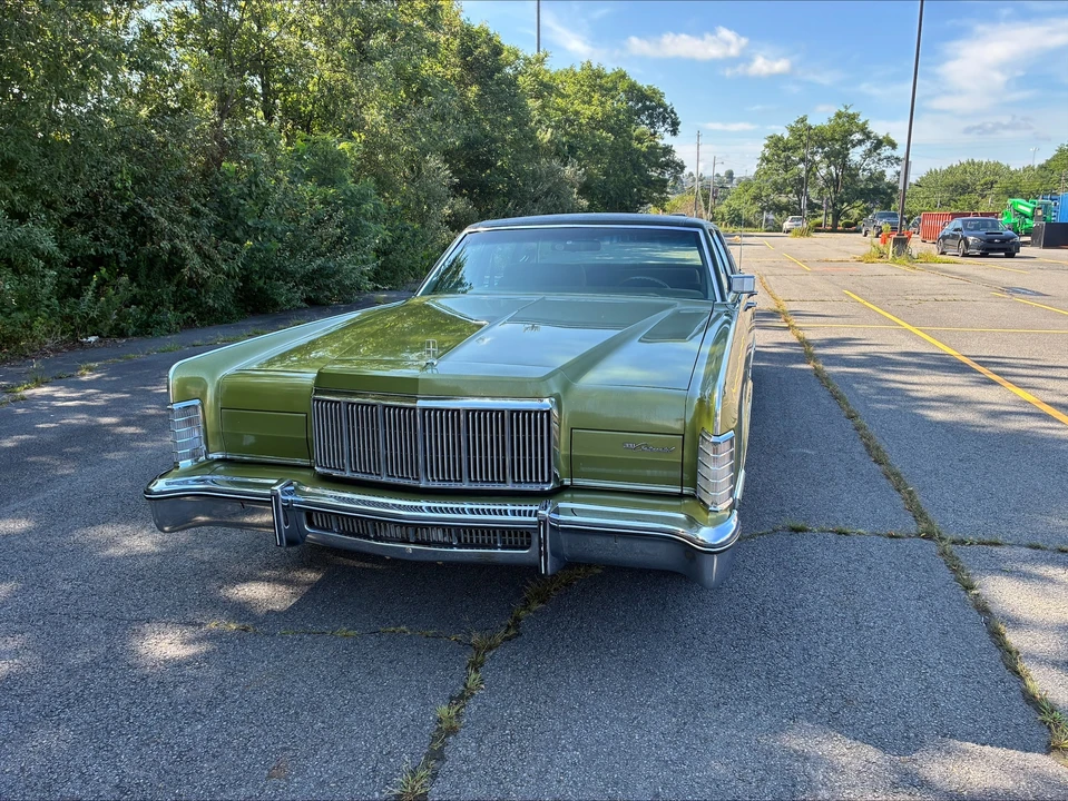 1975 Lincoln Continental 5th Gen - Image 4 of 31