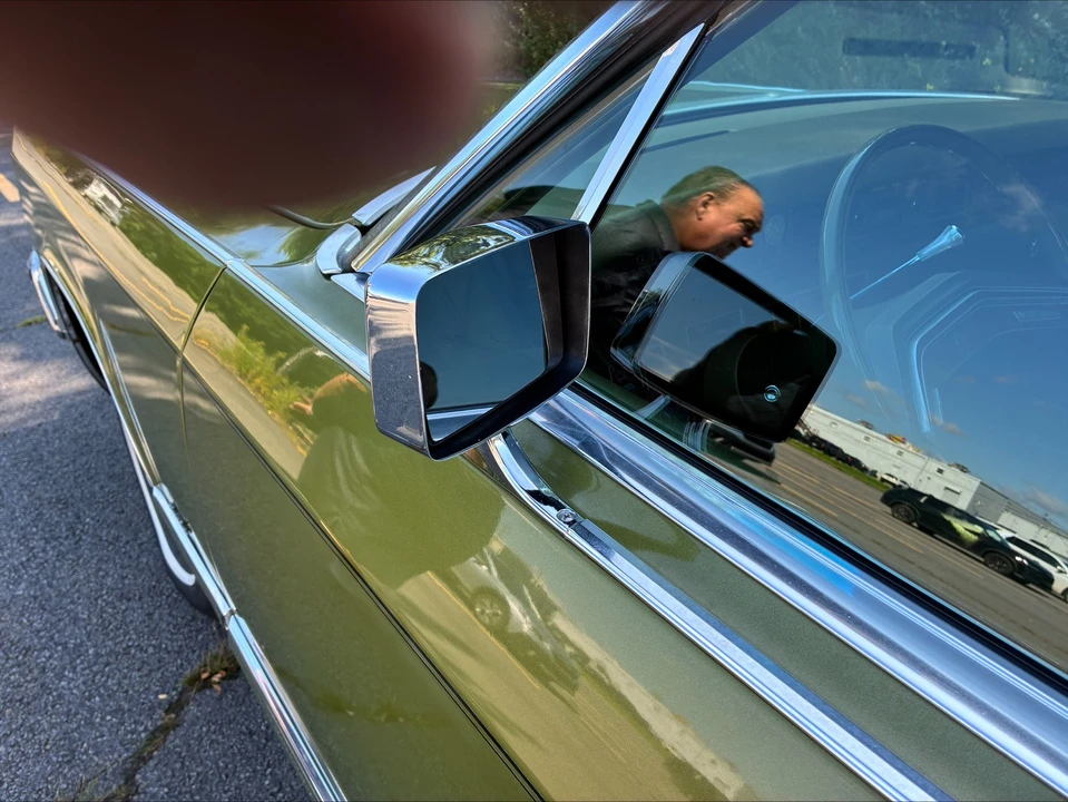 1975 Lincoln Continental 5th Gen - Image 17 of 31