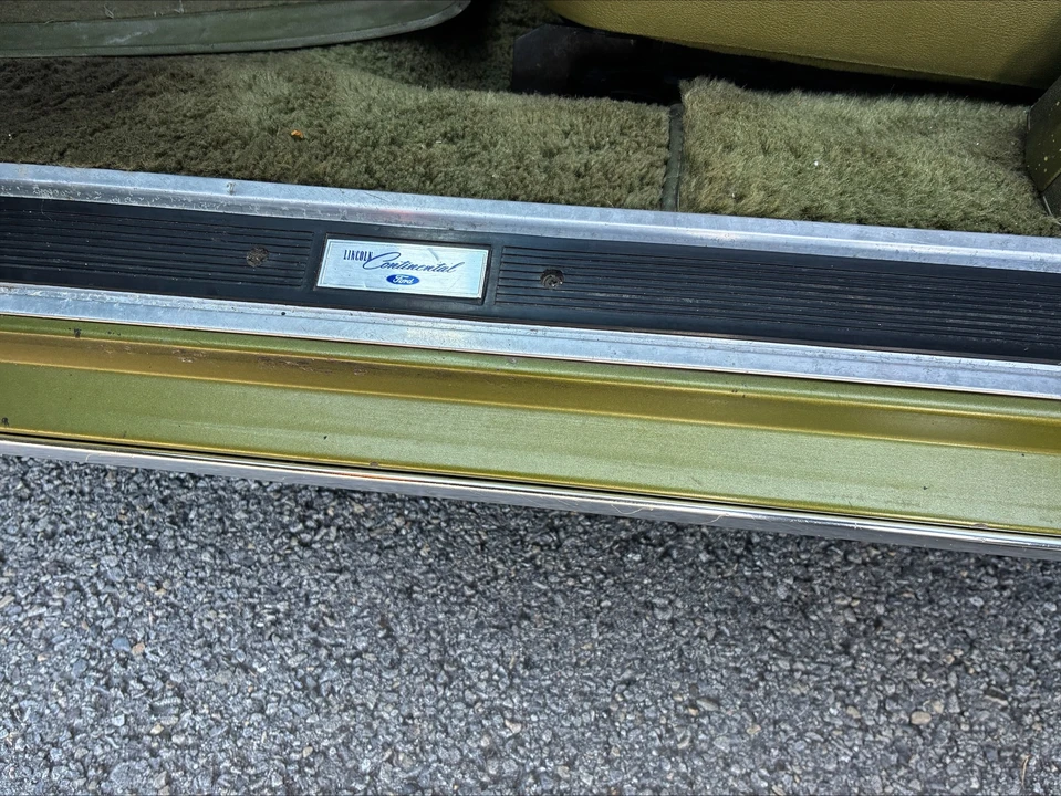 1975 Lincoln Continental 5th Gen - Image 30 of 31