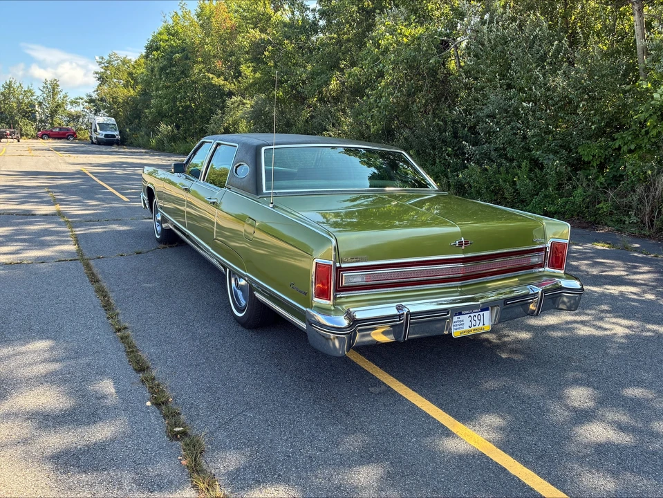 1975 Lincoln Continental 5th Gen - Image 11 of 31