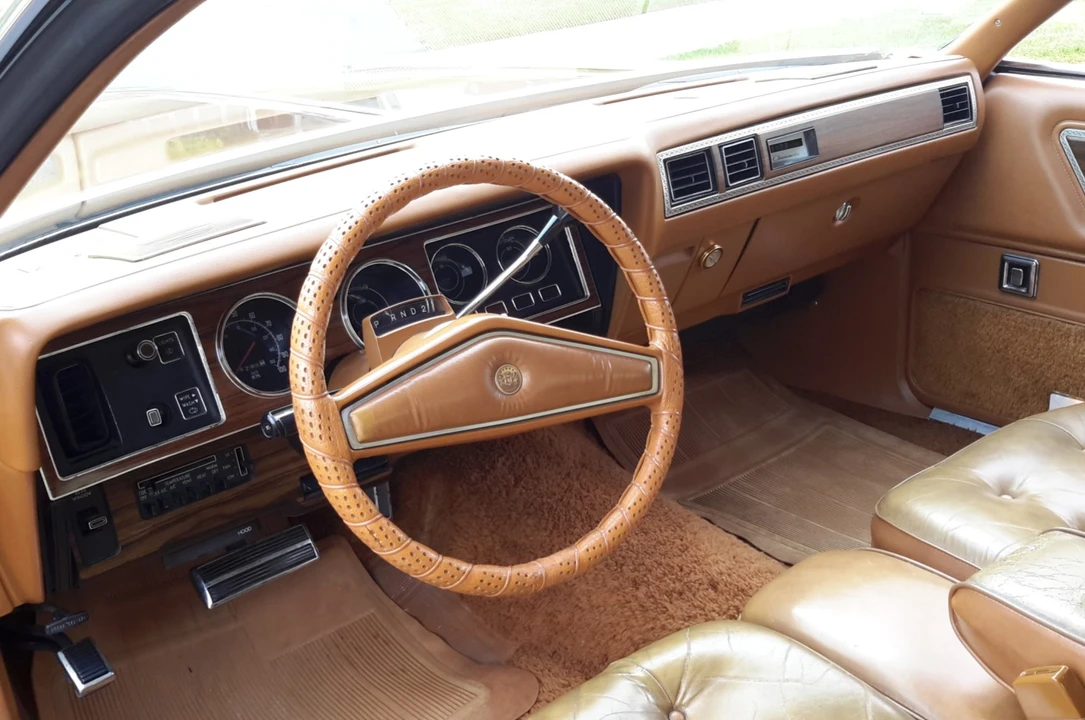 1976 Chrysler Cordoba - Image 24 of 31