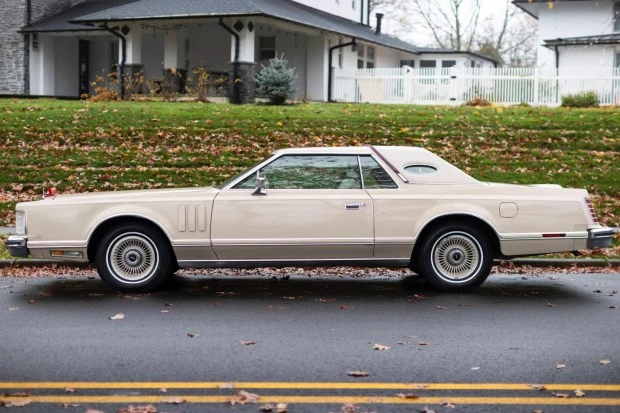 1979 Lincoln Continental Mark V - Image 3 of 8